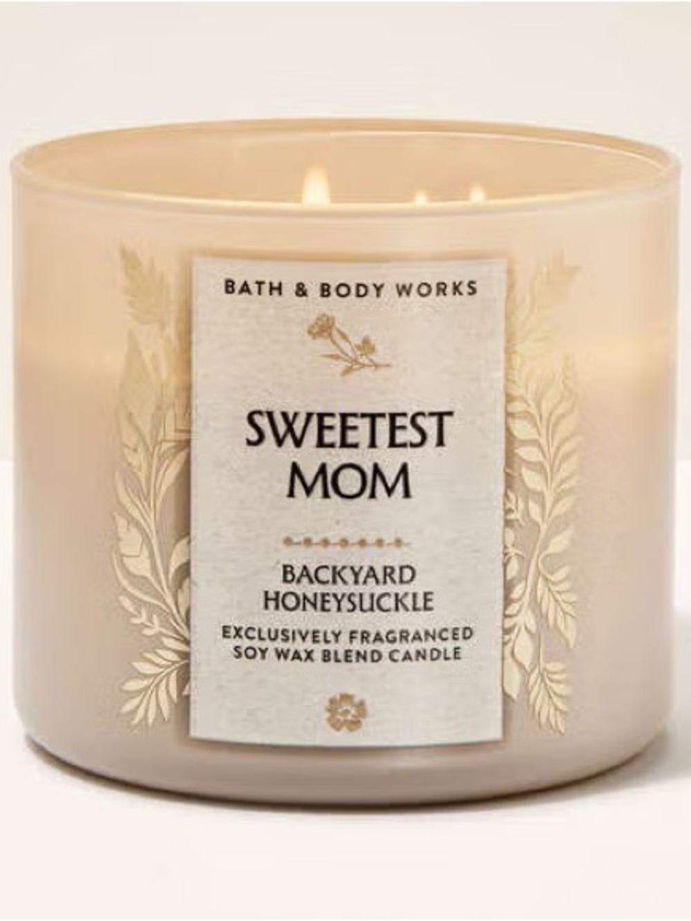 Bath & Body Works Sweetest Mom Backyard Honeysuckle Candle — Cream